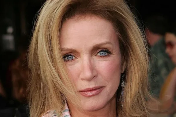 Donna Mills